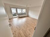 Foto - Frisch renovierte 4 Zimmer Wohnung in Heepen mit Balkon mietbar