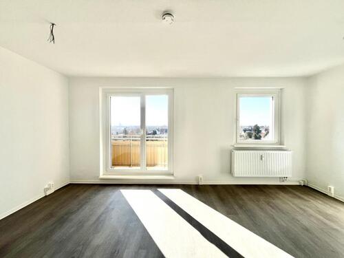 Foto - ! Erstbezug nach Sanierung ! - 420,00&nbsp;EUR Kaltmiete, ca.&nbsp; 55,93&nbsp;m&sup2;