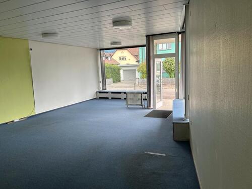 Foto - Gewerbliches Lager Warehouse - 250,00 EUR Kaltmiete,