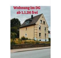 Helle Dachgeschosswohnung in Bochum Linden mit Blick in den Park