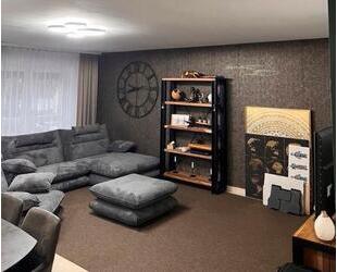 5-Zimmer-Wohnung mit 138 m², 2 Stellplätzen und Top-Lage in Hanau