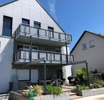 Dachgeschoss-Wohnung mit Balkon in zentraler Lage von Mainflingen - Mainhausen