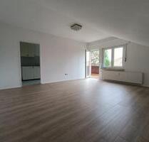 3-Zimmer DG-Wohnung in ruhiger Lage in Hgb. (+EBK+Balkon) - Hagenburg