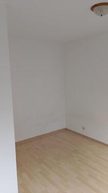 Foto - 1 Zimmer Hochparterre zur Miete in Saarbrücken