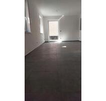 2,5-Zimmer-Wohnung mit Balkon in Schierling