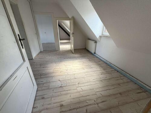 Foto - Moderne Dachgeschosswohnung in zentraler Lage