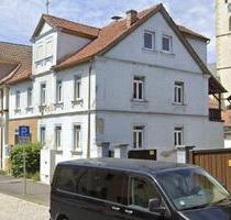 Mehrfamilienhaus in 97508 Grettstadt 3WE+Gewerbe Sanierungsobjekt