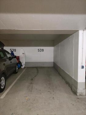 Foto - Tiefgaragen -Stellplatz - 100,00 EUR Miete,