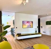 Wohnung möbeliert mit Balkon. Kosten warm mit Stellplatz - Wiesbaden Nordost