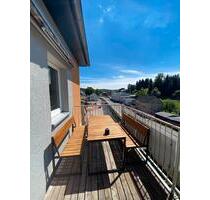 Helle, gemütliche 2-Raumwohnung mit Balkon, EBK & Parkplatz - Kirchberg