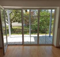 Schöne 1 - Zimmer Erdgeschoss Wohnung in Traunstein