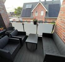 Gemütliche OG Wohnung mit Balkon - Neubörger