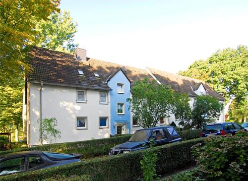 Foto - Großzügige 3,5 Zimmer Wohnung mit neuem Duschbad in ruhiger Lage