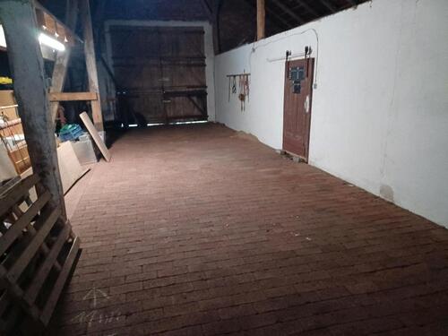 Foto - Große Garage - 40,00&nbsp;EUR Miete,