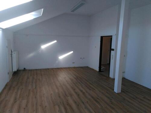 Foto - Praxisraum zu vermieten - 800,00&nbsp;EUR Kaltmiete, ca.&nbsp; 40,00&nbsp;m&sup2;