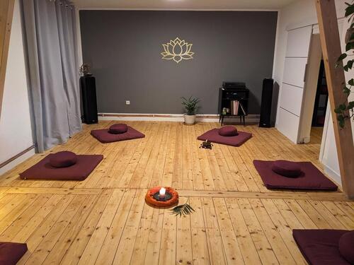 Foto - Yoga Raum Praxis für Meditation, Entspannungskurse, Workshops