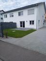 Foto - Doppelhaushälfte mit Garage - 1.430,00 EUR Kaltmiete,