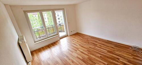 》CITY+UNI NAH, BALKON, TAGESLICHTBAD, WANNE !!