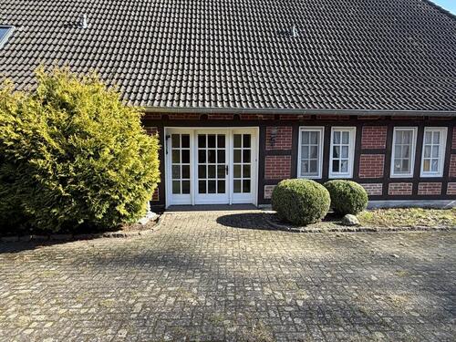 Foto - Wohnung im Erdgeschoss - Charmantes Fachwerkhaus mit großem Garten und Kamin Wohnen im Grünen