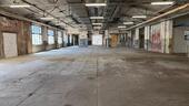 Foto - Halle 870m2 zu vermieten - 1.650,00&nbsp;EUR Kaltmiete, ca.&nbsp; 2,00&nbsp;m&sup2;