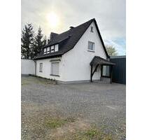 Charmantes Einfamilienhaus mit Garten & Stellplatz zu vermiete - Sundern (Sauerland)