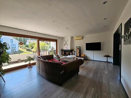 Foto - Wohnung zu vermieten, 5 Zimmer 125qm Dachgeschoss mit Balkon,