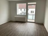 Foto - Frisch modernisierte 2-Zimmer-Wohnung mit Balkon