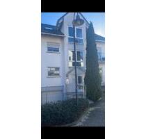 AltenstadtOberau ,schöne 2 Zimmer, Küche , Bad , möbliert