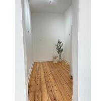Raum zur Miete Kosmetik - 550,00 EUR Kaltmiete, in Hamburg (PLZ: 21079) Harburg