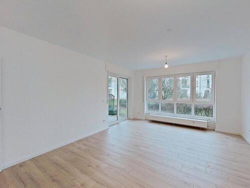 Foto - ** Erstbezug nach Sanierung ** Große 2-Zimmer-Wohnung mit sonniger Terrasse und Wannenbad