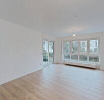 ** Erstbezug nach Sanierung ** Große 2-Zimmer-Wohnung mit sonniger Terrasse und Wannenbad - Düsseldorf Stadtbezirk 10