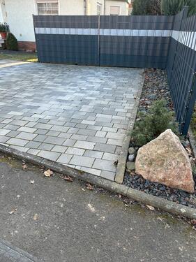 Foto - Parkplatz für PKW - 20,00&nbsp;EUR Miete,