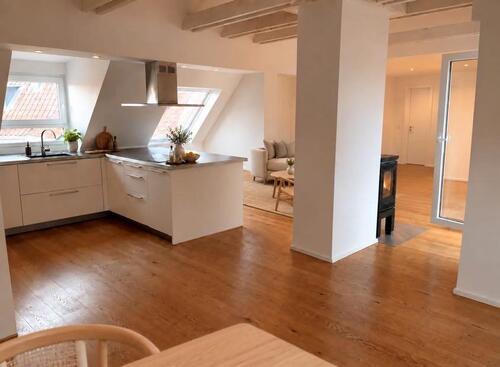 Foto - 3.5 Zimmer Dachgeschoßwohnung zur Miete in Nürnberg
