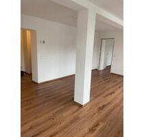 3,5 Zimmer Wohnung im EG mit Gartenanteil - Zella-Mehlis