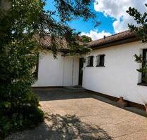 Sanierter sonniger Bungalow mit Südterrasse, Garage und Garten - Trittau