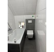 Schöne renovierte 3,5 Zimmer Wohnung in Bochum-Dahlhausen