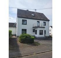 Haus zur Miete - 1.650,00 EUR Kaltmiete, ca.  180,00 m² in Neustadt (Wied) (PLZ: 53577) Hombach