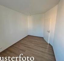 Renovierte 3-Zimmer Wohnung (75 m') + GarageStellplatz - Beuren - Leinefelde-Worbis