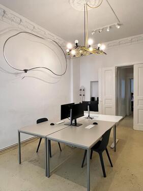 Foto - Workspacedesk for rent in office in Kreuzberg