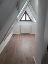 Foto - Dachgeschoss Wohnung Zimmer zu vermieten Frauen WG