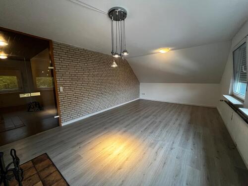 Foto - Große helle Wohnung 110qm - 1.050,00&nbsp;EUR Kaltmiete, ca.&nbsp; 110,00&nbsp;m&sup2;