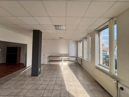 Foto - Brüggen Zentrum Büro Werkstatt Handel Praxis 180m² + 95m² Keller
