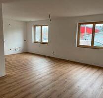 Moderne, großzügige Einliegerwohnung im Neubau - Burtenbach