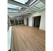 3 Zimmer Wohnung mit Terrasse und Parkplatz in Norderstedt - Henstedt-Ulzburg