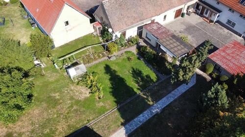 Foto - Ländliches Anwesen mit 2 Wohnhäusern, Nebengebäuden, Doppelgarage