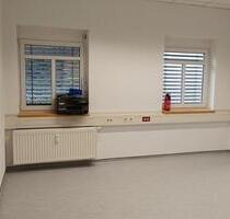 Raum zu vermieten als Büro, Lager oder Praxis - Petershagen/Eggersdorf