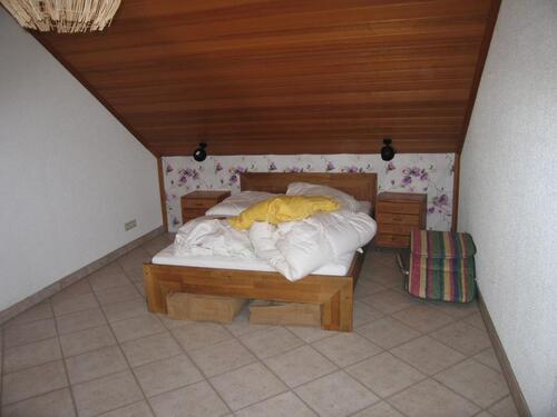 Foto - Dachgeschoßwohnung in Bickenbach zur Miete