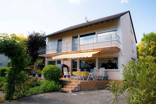 Foto - Großzügiges Zuhause mit viel Platz und großem Garten