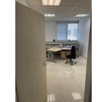 Büro in 1A-Lage zum Vermieten - 300,00 EUR Kaltmiete, ca.  15,00 m² in München (PLZ: 81673) Berg am Laim