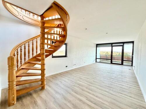 Foto - Erstbezug sanierte 4-Zimmer Penthouse-Wohnung